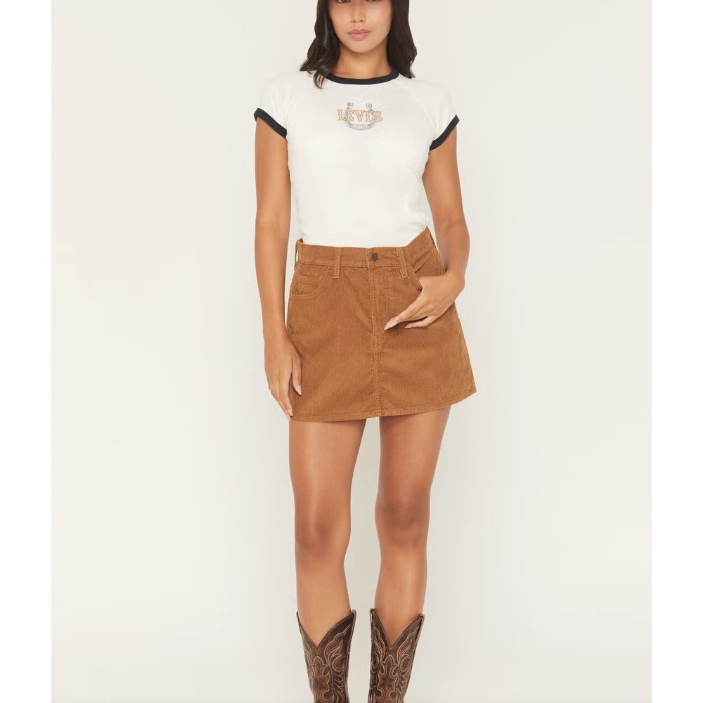 NWT Levi's Icon Skirt Women Size 33ā Brown Corduroy Button Fly Mini A4694-0059